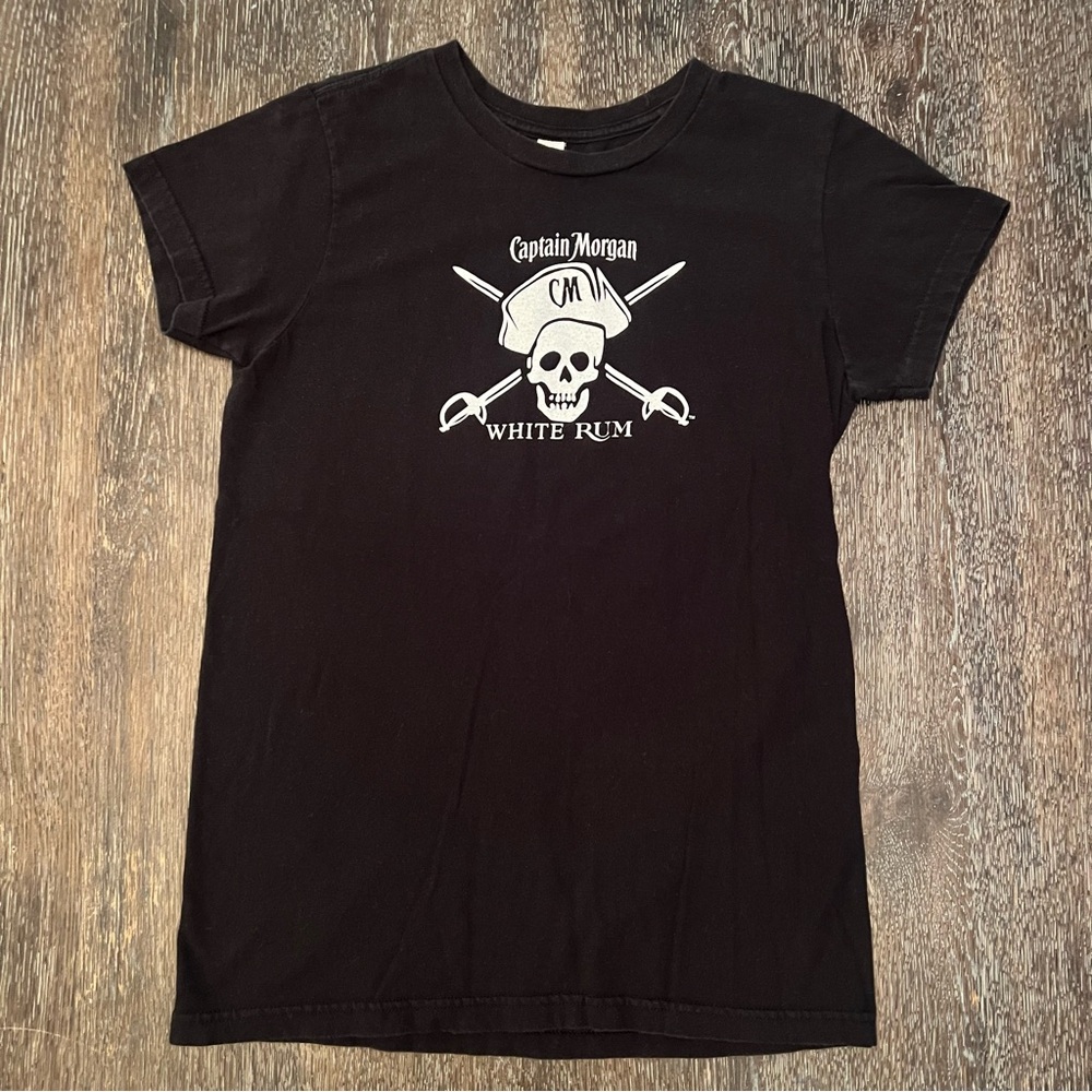 Captain Morgan WHITE RUM T-Shirt Size M